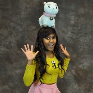 Meet your Posher, Brittney